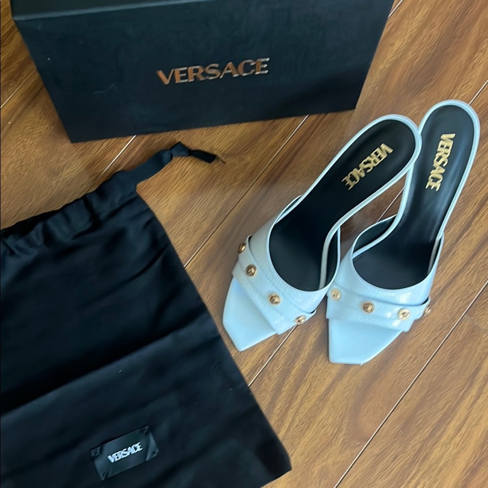 Versace White Leather Gold Medusa-Button Mules - Picture 6 of 7